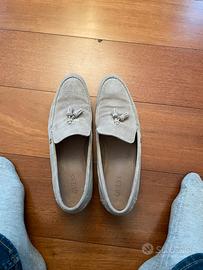 Mocassino pelle scamosciata Guess 43