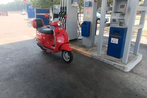 Vespa et4 150