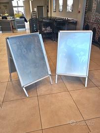 2 cavalletti pubblicitari bifacciali usati