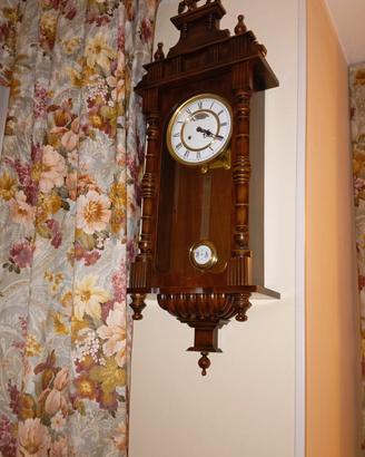 orologio a pendolo