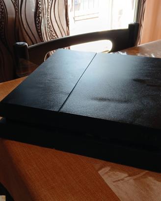 playstation 4  1 modello 