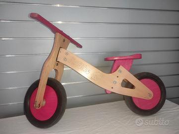 Bicicletta in legno 