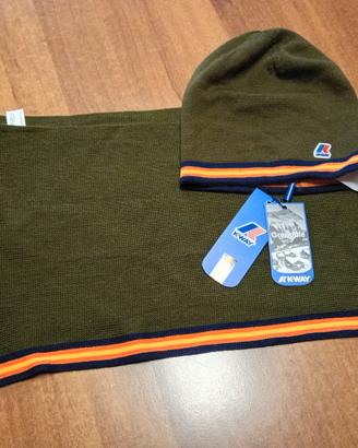Set Kway sciarpa con berretto coordinati nuovi 