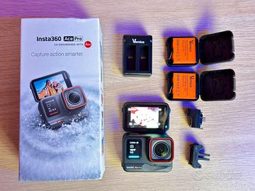 Insta360 AcePro + 2 batterie + ad mic + filtri ND