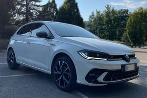 Volkswagen Polo R line