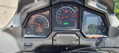 Aprilia caponord tanti accessori