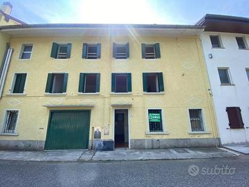 Casa quadricamere con giardino