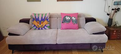 Divano nuovissimo 