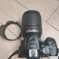 Nikon d5600 + obiettivo 18-140 mm vr
