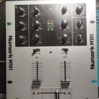 Mixer Numark M101