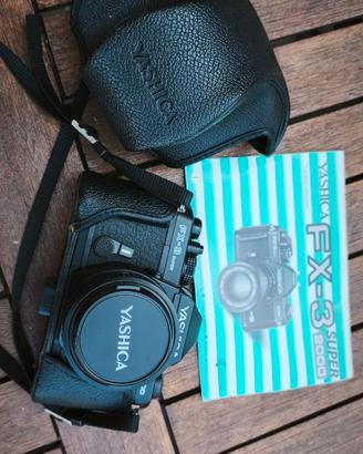 YASHICA FX-3 SUPER 2000 + 50mm f/1.9 PERFETTA