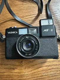 Fotocamera Yashica anni ‘80