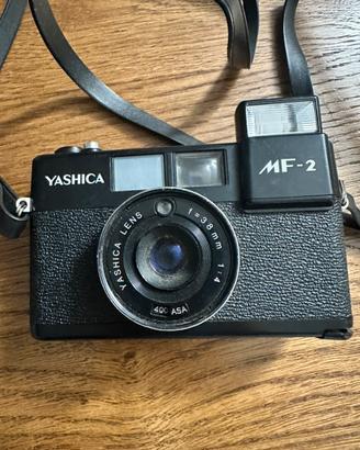 Fotocamera Yashica anni ‘80