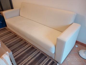 divano tre posti