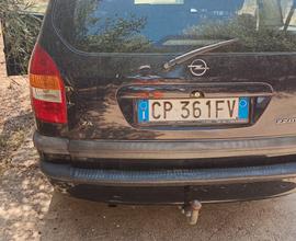 OPEL Zafira -