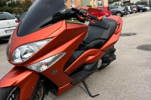 Yamaha t max