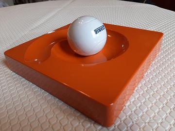 Posacenere Spiros Artemide personalizzato Pirelli