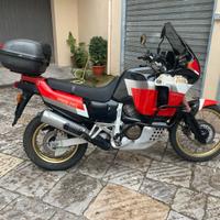 Africa twin 750 rd 04