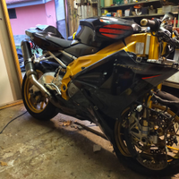 Aprilia RSV 1000 incidentata