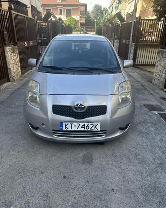 Yaris toyota