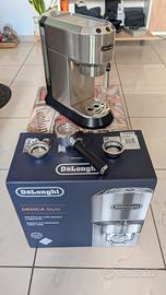 Macchina Caffè Delonghi Dedica 