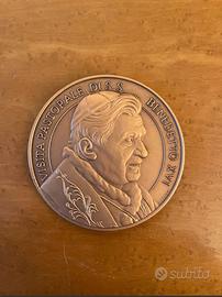 Medaglia visita Benedetto XVI a San Marino