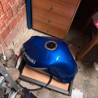 Serbatoio Kawasaki zr7