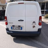 furgone  Citroen  Berlingo  bianco