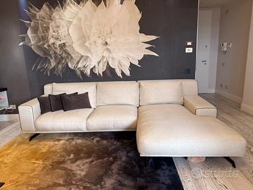 Divano Ditre con sceslong color sabbia