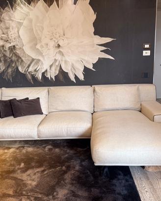 Divano Ditre con sceslong color sabbia