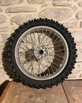 Cerchio e pneumatico posteriore da 19 - Honda CRF