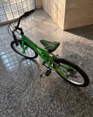 Bici bambino/ragazzo - ruote da sistemare