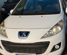 Peugeot 207 - 2012