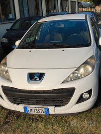 Peugeot 207 - 2012