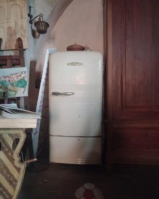 Frigorifero vintage Fiat