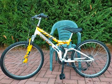 Bicicletta mountain bike 24"