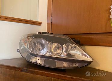 Faro anteriore destro Seat Ibiza IV