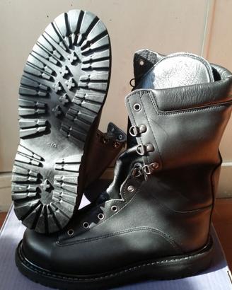 STIVALETTO ANFIBIO MILITARE TG.42 NUOVO