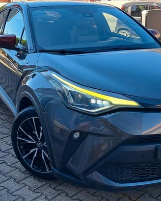 Toyota C-HR 1.8 Hybrid E-CVT Lounge