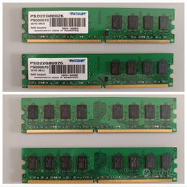 2 banchi RAM 2gb ddr2 (totali 4gb)