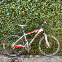 MTB - TREK Serie 6 - Taglia M