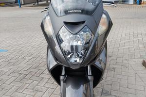Scooter Honda Silver Wing 400