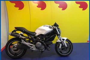DUCATI Monster 696 Garantita e Finanziabile