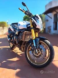 Yamaha Fz8