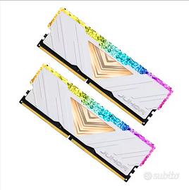 RAM DDR4 RGB 16GB Dual Channel