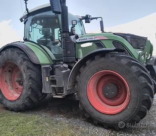Trattore Fendt 718 