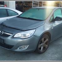 Ricambi Usati OPEL Astra J 2013