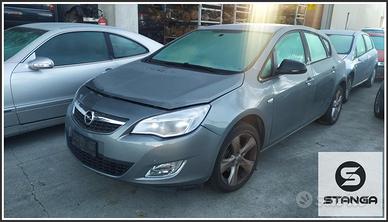 Ricambi Usati OPEL Astra J 2013