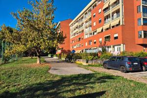 Appartamento di 100 m² con 5 locali a Cuneo