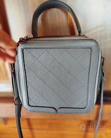 borsa nuova a mano o tracolla grigia